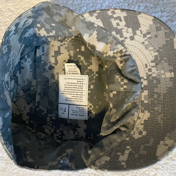 This is a brand new army patrol cap ACU size 7 1/4. New without tags. - Picture 1 of 2